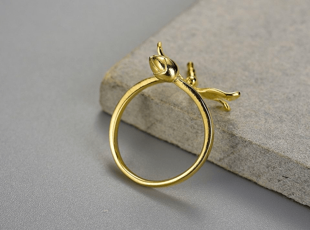 *Designer Silver Jewellery* Dragonfly and Lotus Silver Ring
