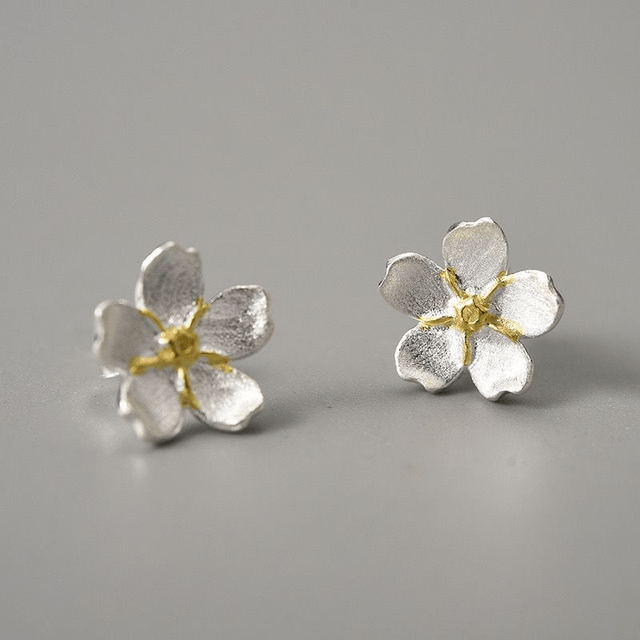 *Designer Silver Jewellery* Forget-me-not Silver Stud Earrings