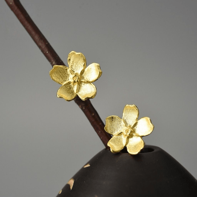 *Designer Silver Jewellery* Forget-me-not Silver Stud Earrings