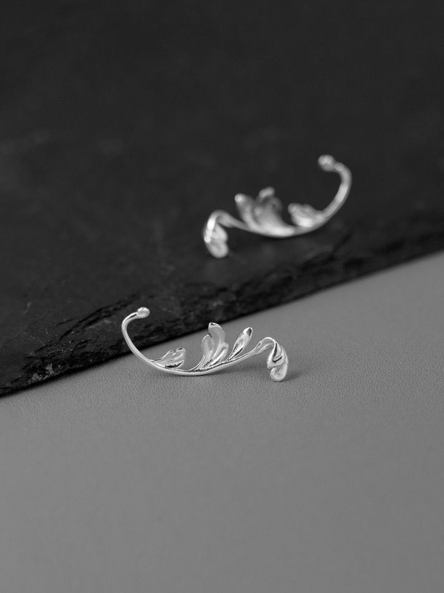 *Designer Silver Jewellery* Acanthus Leaves Silver Earrings