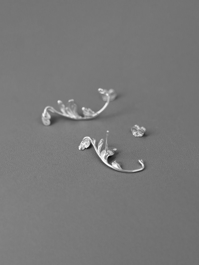*Designer Silver Jewellery* Acanthus Leaves Silver Earrings