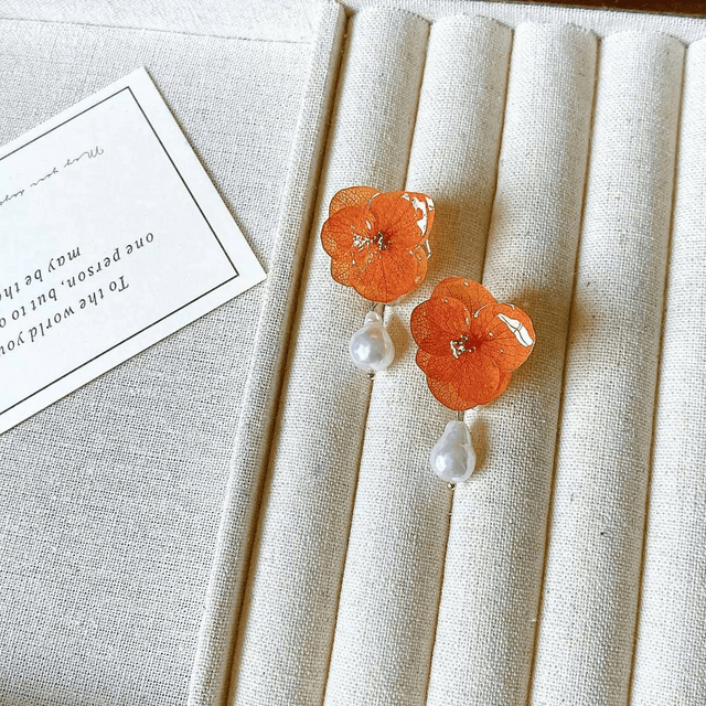 Libelle Layered Hydrangea Flower Earrings
