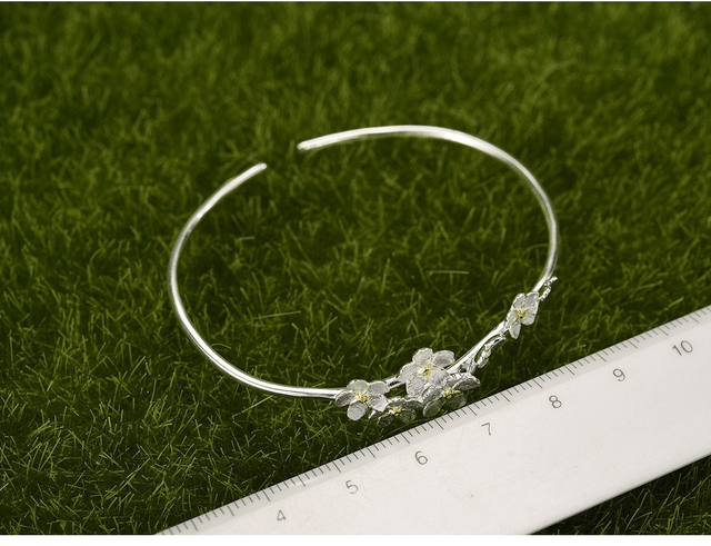 *Designer Silver Jewellery* Forget-me-not Silver Bangle