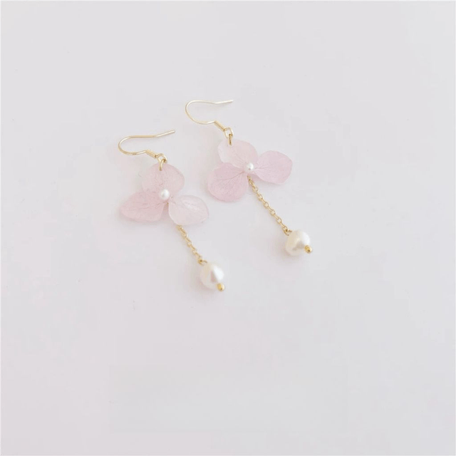 Libelle Hydrangea Flower Drop Hoop Earrings