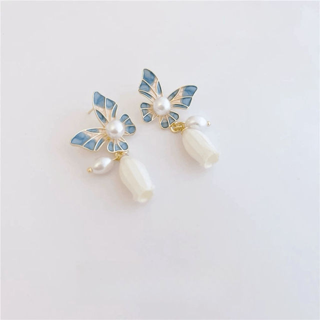 Lilian Lily of the Valley Flower and Pearl with Butterfly Studs